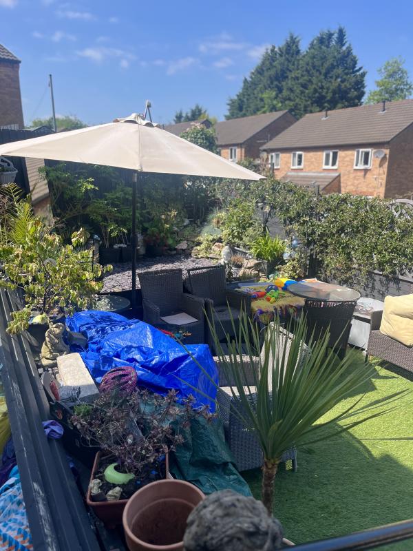 2 bedroom house in Caerau House Exchange