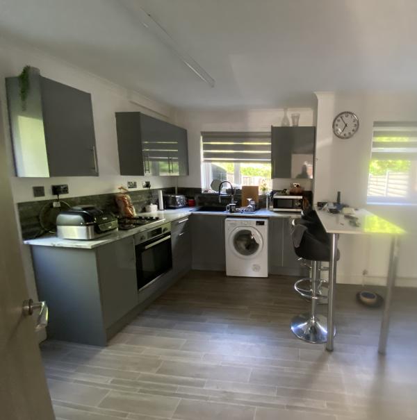 2 bedroom house in Woodhouse House Exchange