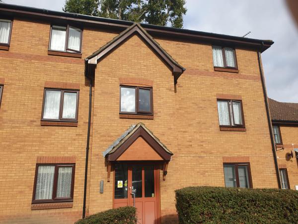 1 bedroom flat in Cheshunt House Exchange