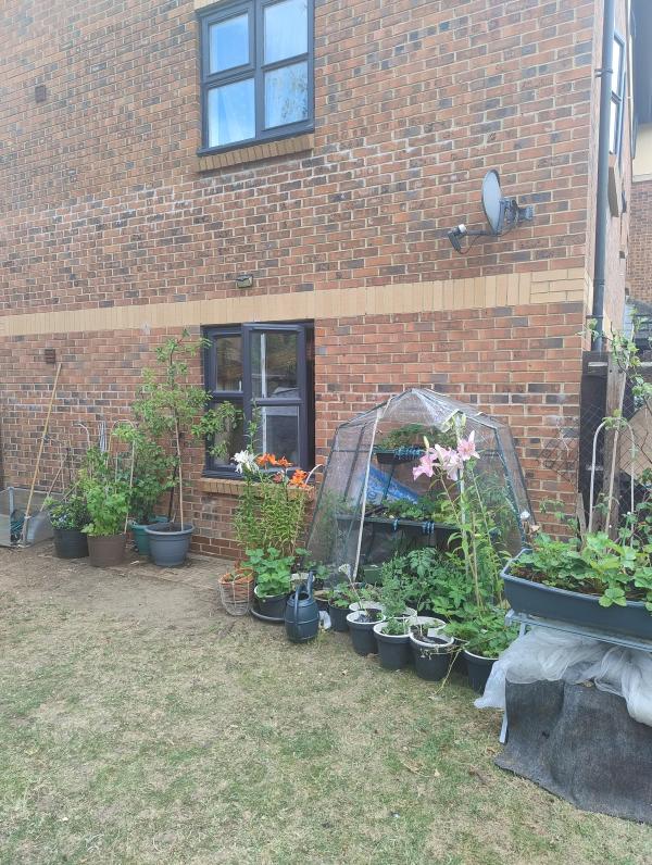 1 bedroom flat in Blackbird Leys House Exchange