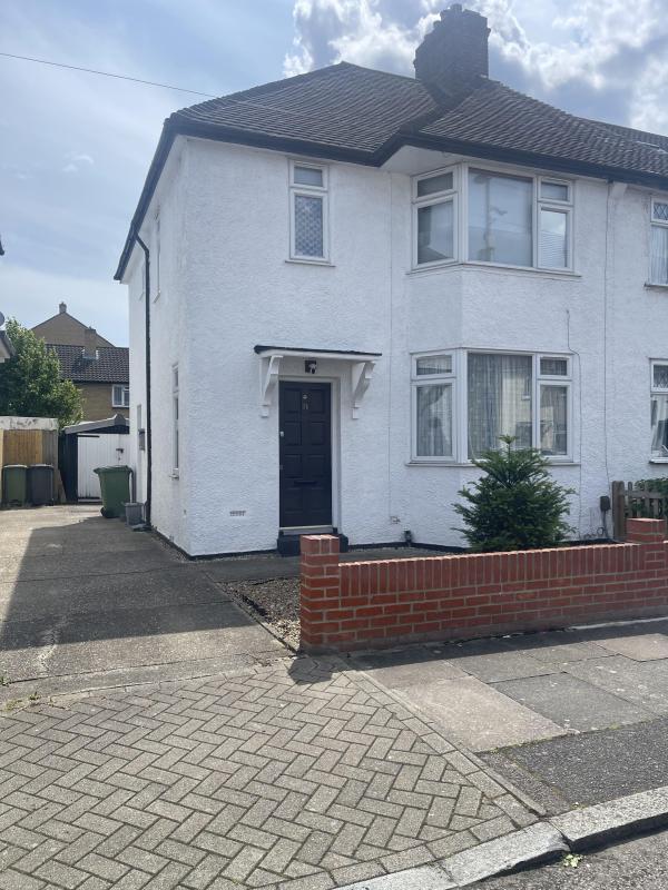 3 bedroom house in Lee House Exchange