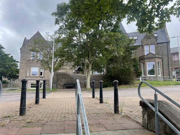 1 bedroom flat in Stonehaven House Exchange