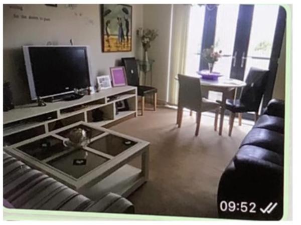 2 bedroom flat in Ashford House Exchange
