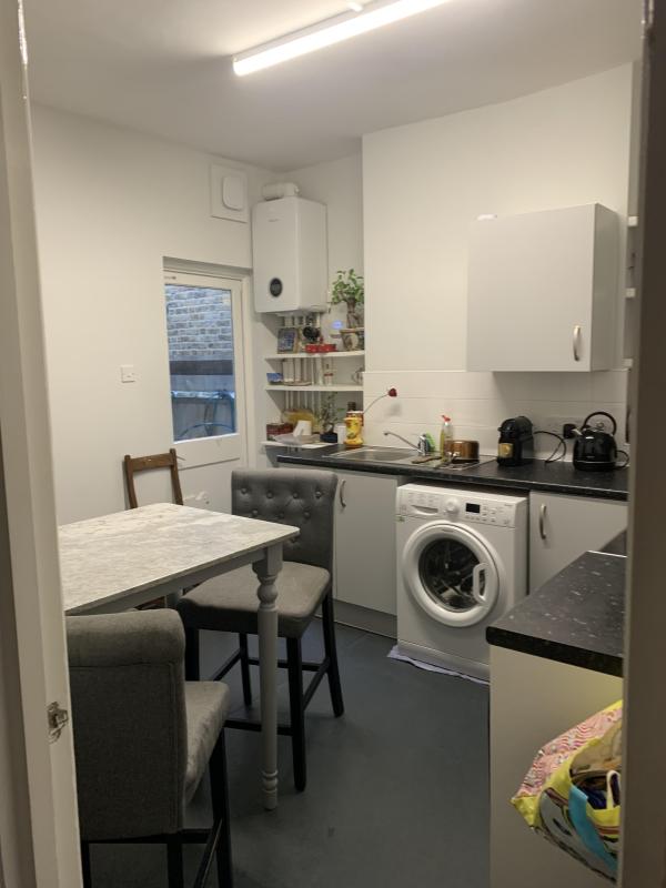 2 bedroom flat in London House Exchange