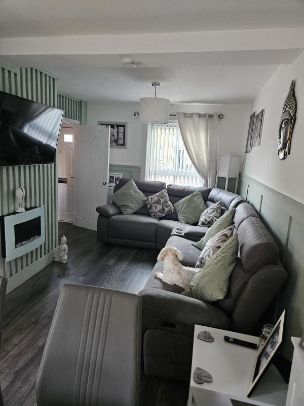 2 bedroom house in Fintry House Exchange