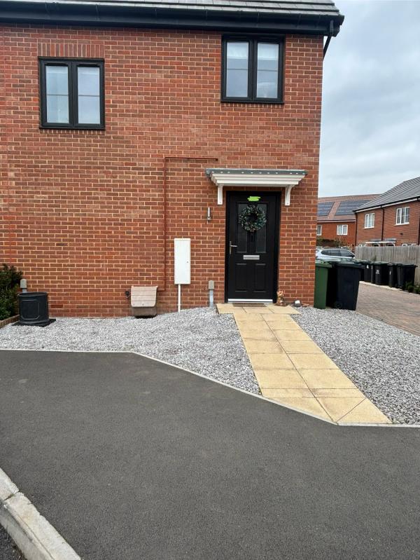 2 bedroom maisonette in Shefford House Exchange