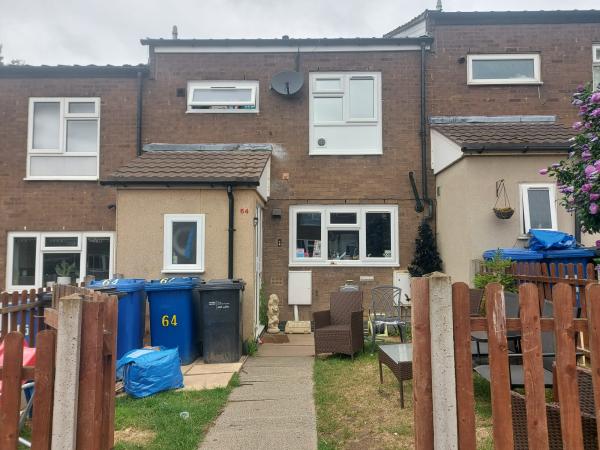 3 bedroom house in Tamworth House Exchange