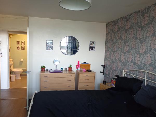 1 bedroom flat in Bristol House Exchange