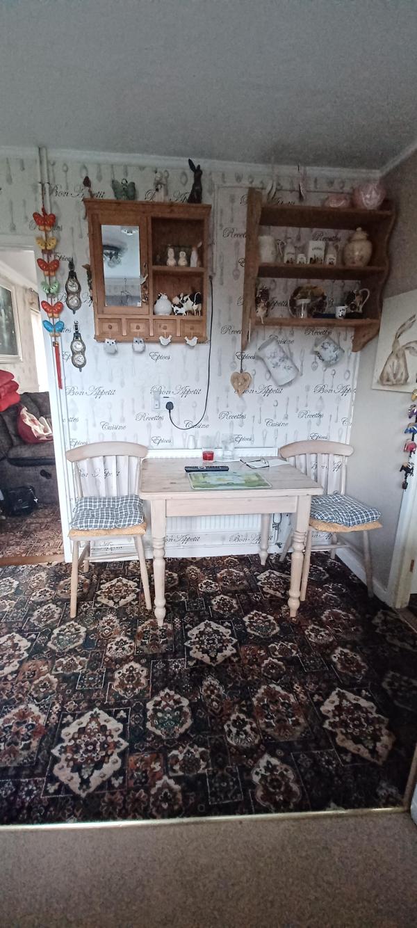 2 bedroom bungalow in Hasketon House Exchange