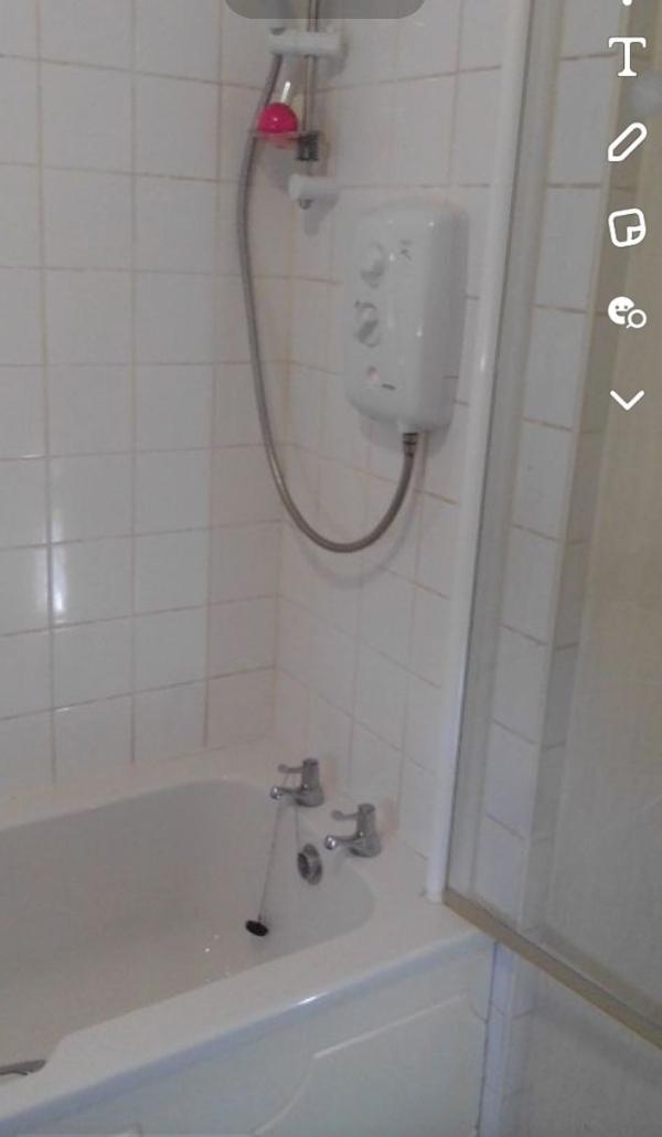 2 bedroom house in Bathgate House Exchange