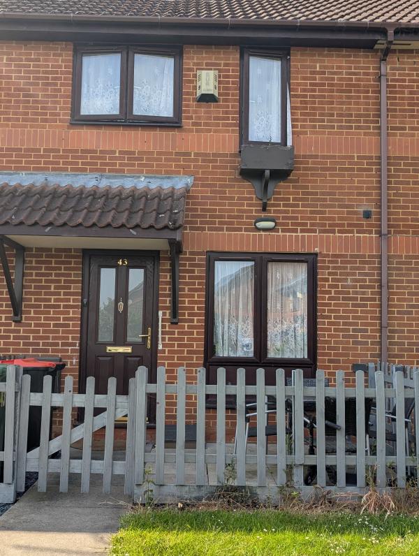 2 bedroom house in Milton Keynes House Exchange