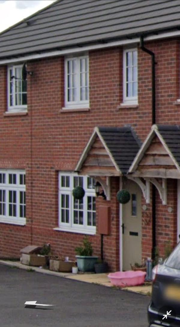 3 bedroom house in Evesham House Exchange
