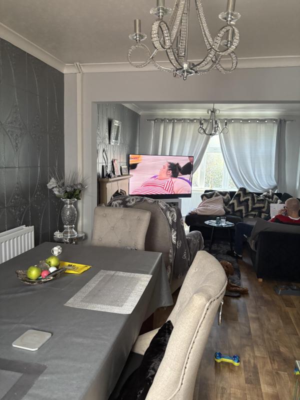 3 bedroom house in Aspley House Exchange