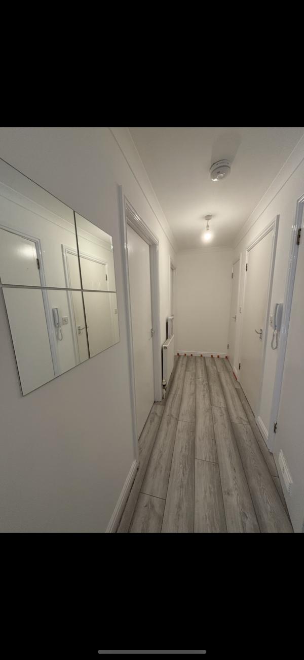 2 bedroom flat in Hedgerley House Exchange