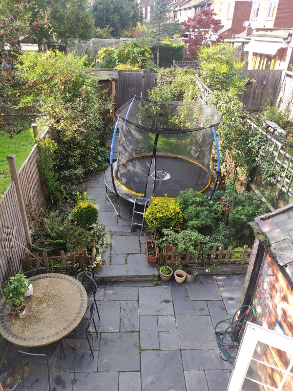 2 bedroom house in Haringey   Greater London House Exchange