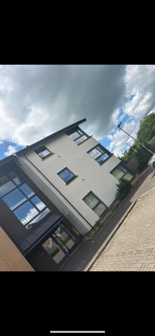 2 bedroom flat in East Kilbride House Exchange