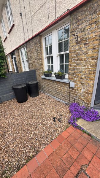 2 bedroom house in London House Exchange