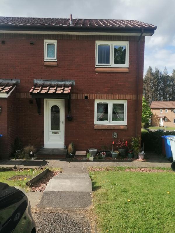2 bedroom house in East Kilbride House Exchange