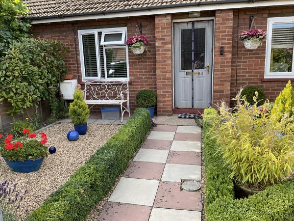 2 bedroom bungalow in Surfleet House Exchange