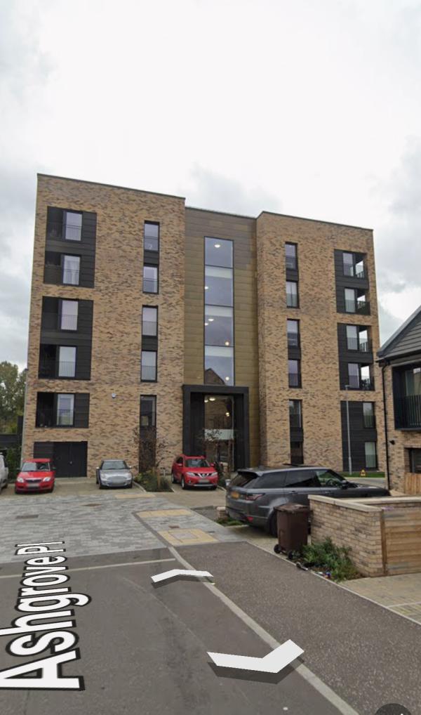 2 bedroom flat in Dalmarnock House Exchange