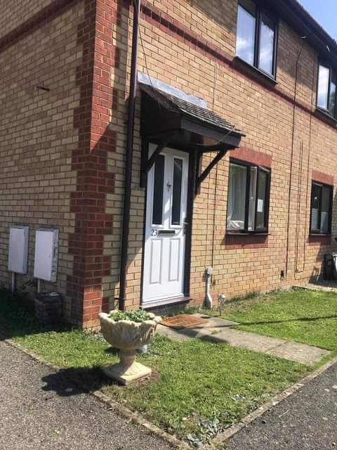 2 bedroom house in Oundle House Exchange