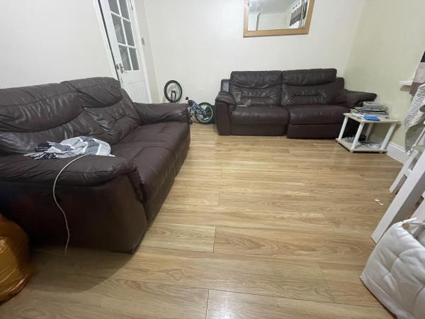 2 bedroom house in London House Exchange