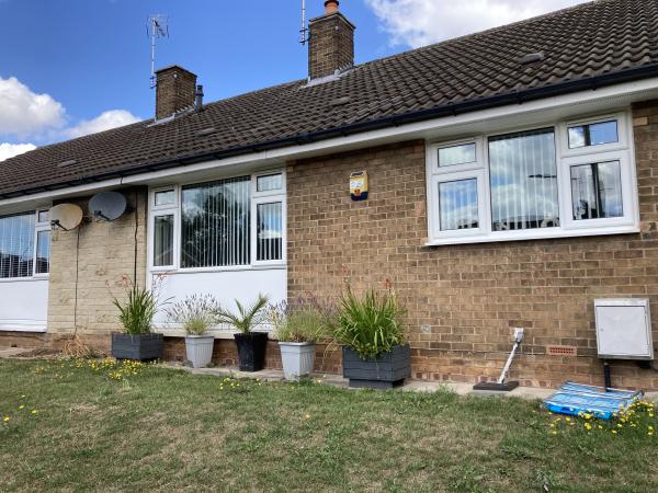 2 bedroom bungalow in Clowne House Exchange