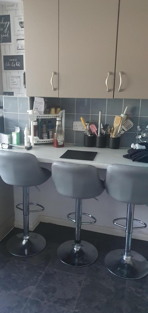 3 bedroom house in Tamworth House Exchange