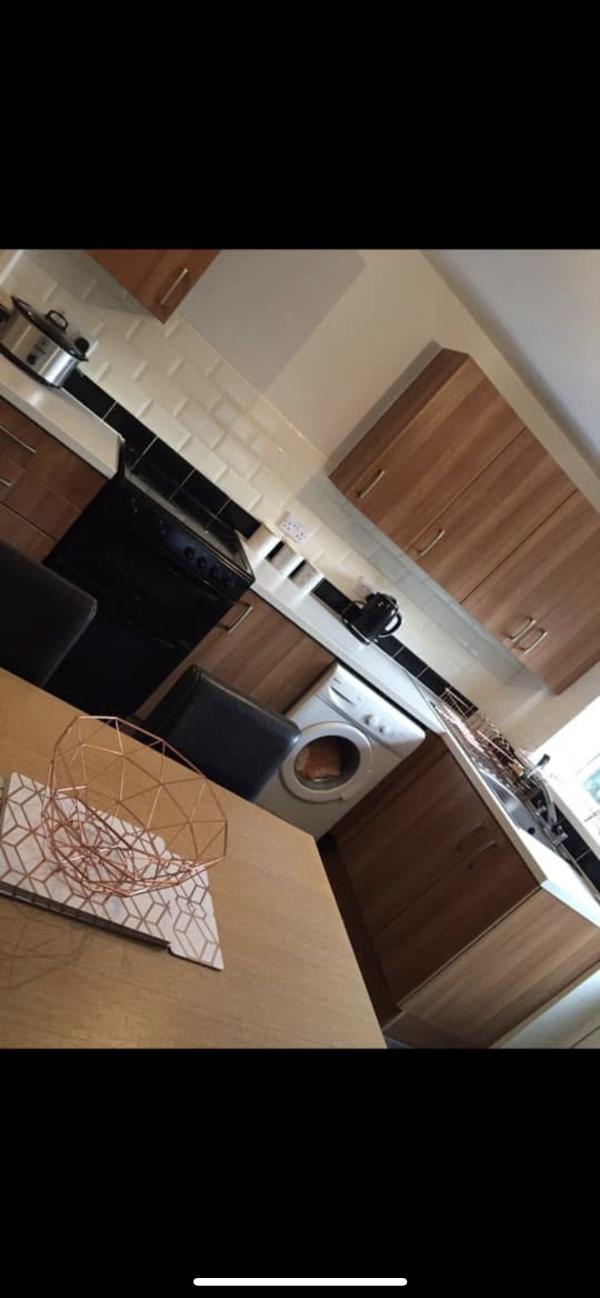 3 bedroom house in Trallwn House Exchange