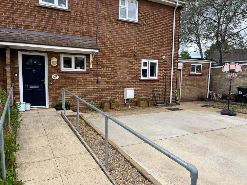 4 bedroom house in Potton House Exchange