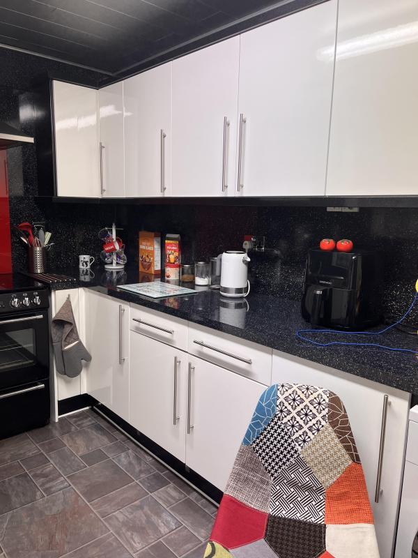 3 bedroom house in Fauldhouse House Exchange
