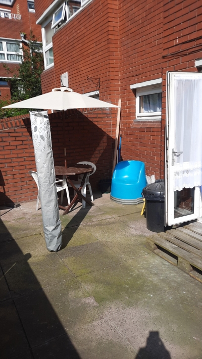 3   bedroom flat in Birmingham