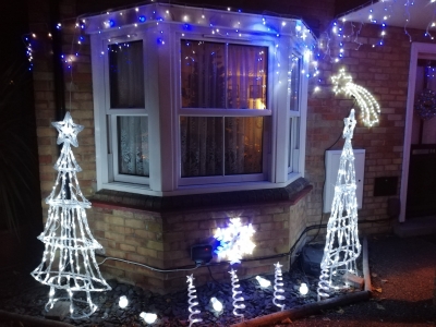 3   bedroom house in Noak Bridge