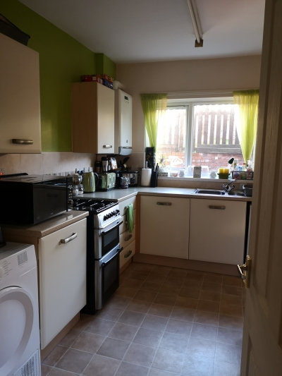 2   bedroom house in Wakefield