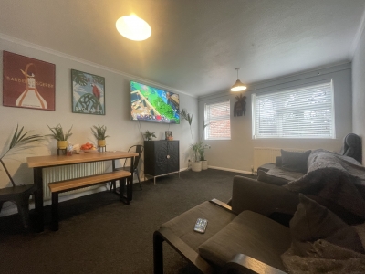 1   bedroom maisonette in Shepperton