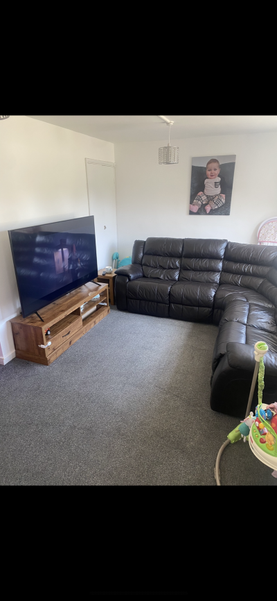 2 bedroom maisonette in Burntwood House Exchange