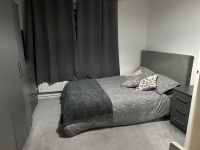 1   bedroom flat in London