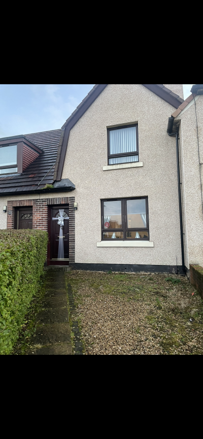 2   bedroom house in Whitburn