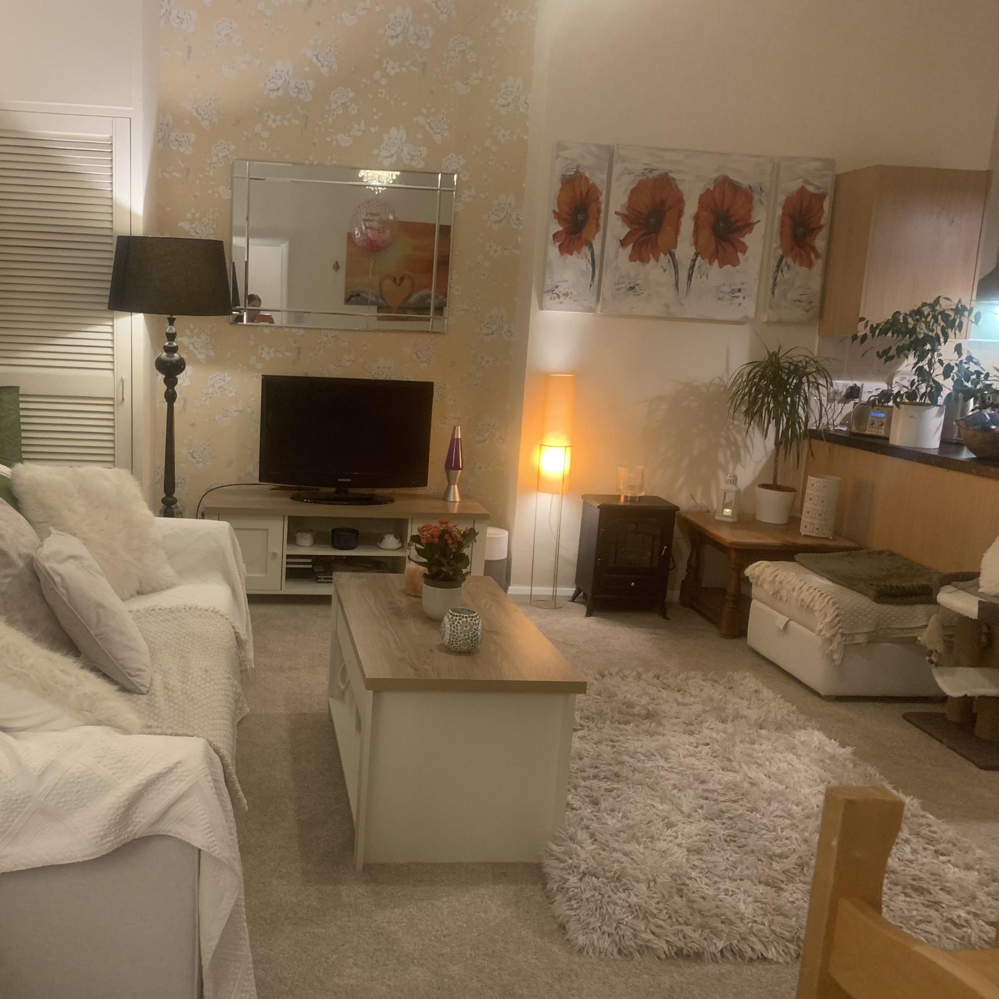 2 bedroom flat in London House Exchange