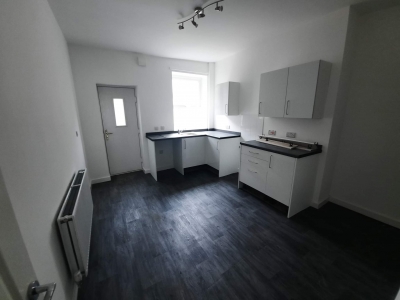 2   bedroom house in Burnley Wood